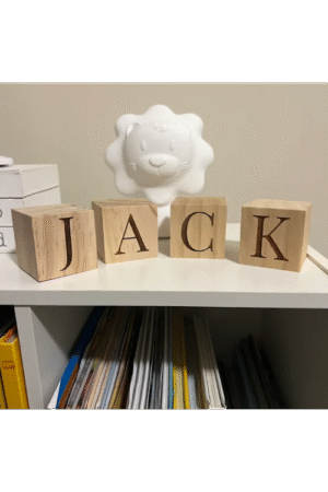Houten gepersonaliseerde naamblokken